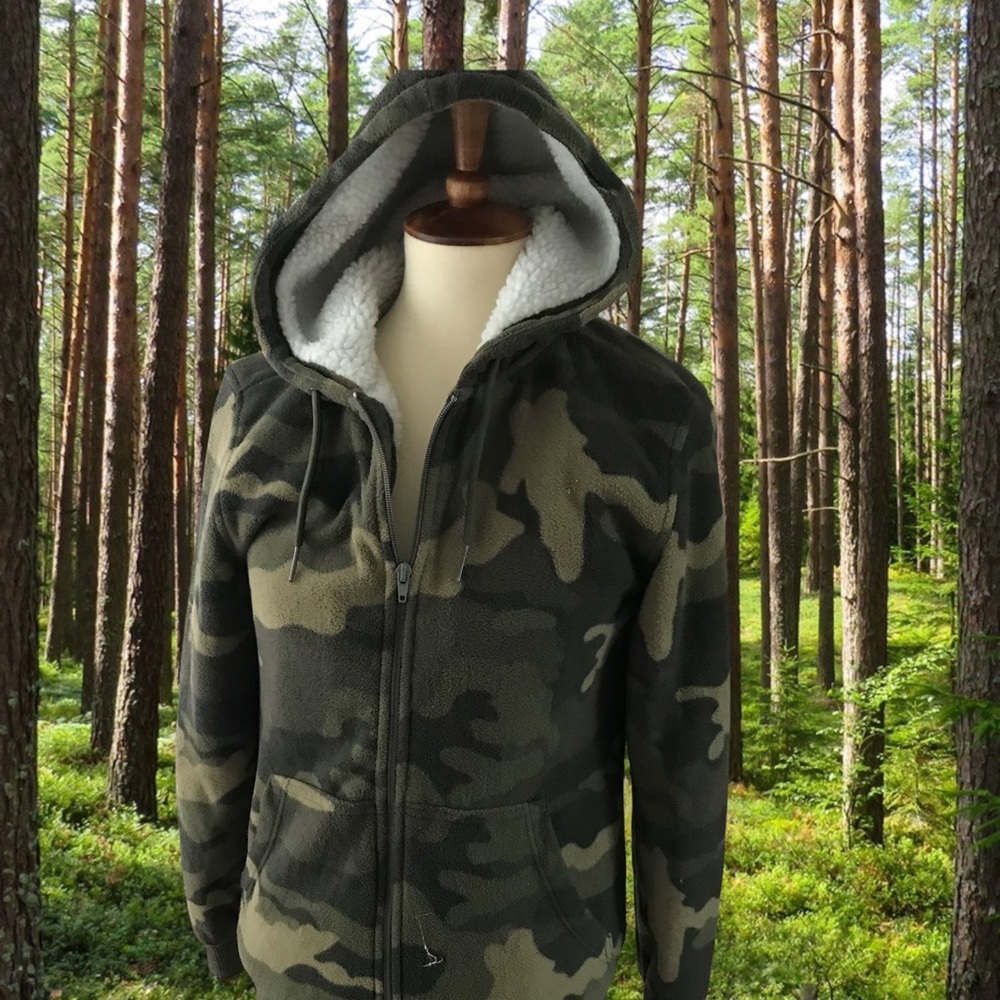 Camouflage hoodie, fleece lined